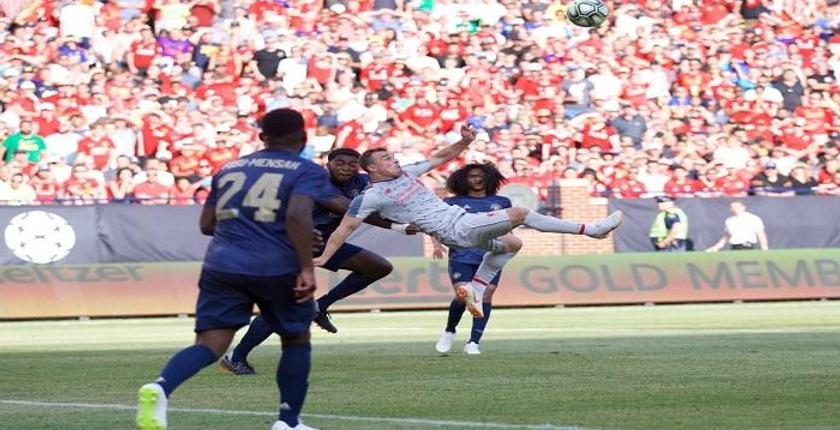 ليفربول يكتسح مانشستر يونايتد برباعية في كأس الأبطال