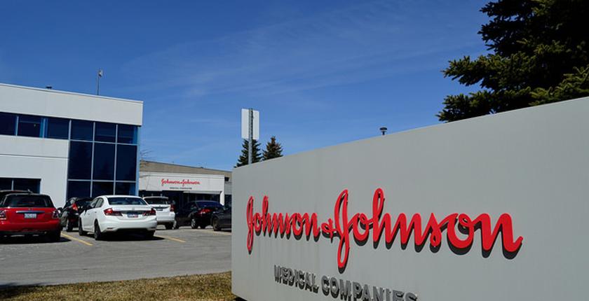 أرباح شركة Johnson & Johnson تفوق توقعات المحللين