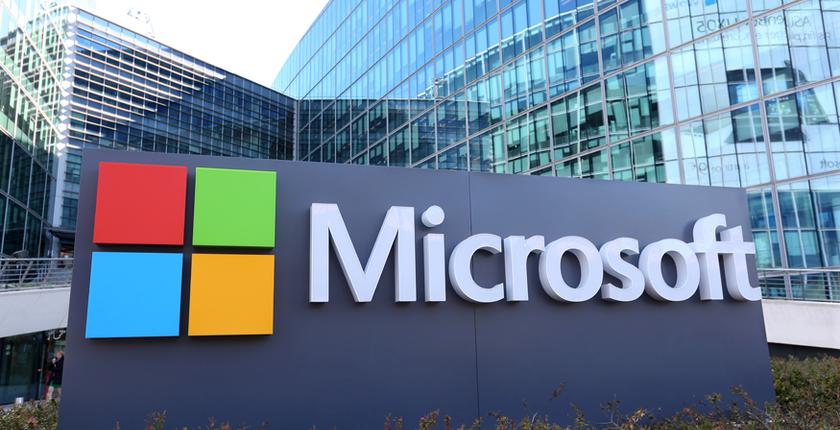 لأول مرة.. القيمة السوقية لعملاق البرمجيات "Microsoft" تسجل 800 مليار دولار !