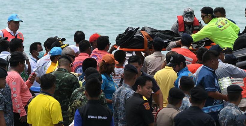 Thaïlande : des dizaines de touristes disparus après un naufrage au large de Phuket