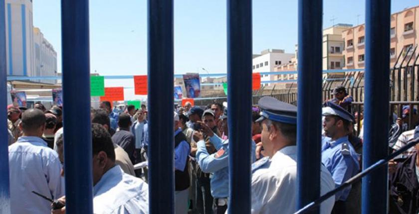 المغرب يخنق مليلية ويكبد إسبانيا خسائر بالملايين