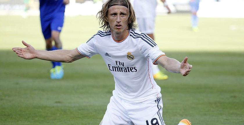 مودريتش يعلن عن رغبته في الرحيل عن ريال مدريد