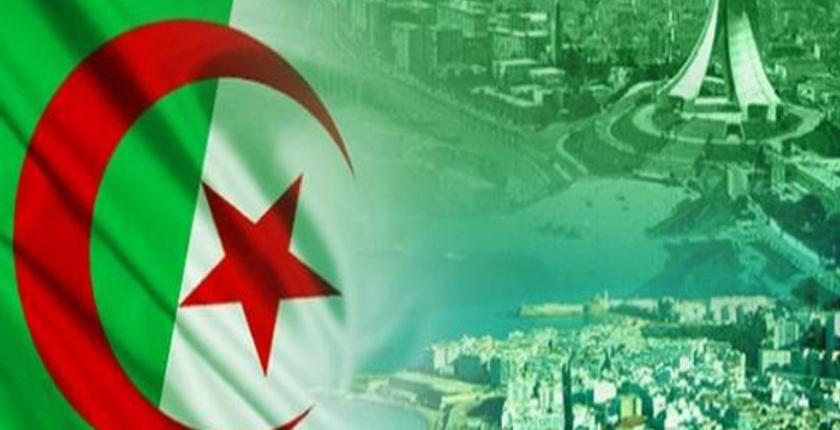 وزارة الدفاع الجزائرية تعلن إقالة قائد القوات البرية بالجيش الجزائري