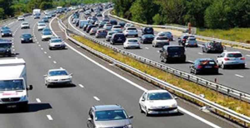 التوقيع على بروتوكول اتفاق فرنسي مغربي لتطوير خدمات الطرق السيارة 