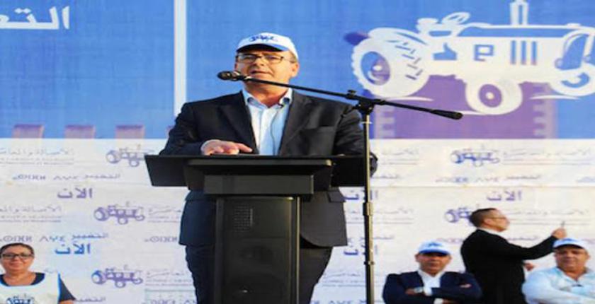 حزب "الجرار" يدخل على خط صراع "البيجيدي" و "الأحرار"