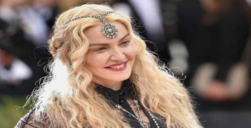 "مادونا" ترقص على إيقاعات كناوة بمناسبة احتفالها بعيد ميلاد ابنها بمراكش