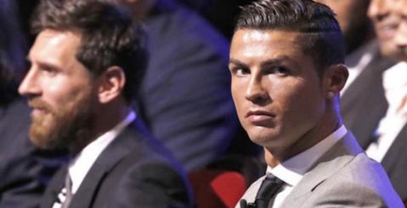 الفيفا يبحث إلزام رونالدو وميسي بحضور حفل "الأفضل"