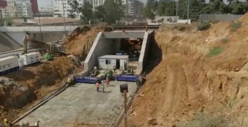 لأول مرة بالمغرب.. إنشاء قنطرة متحركة بالقنيطرة دون توقيف القطارات !