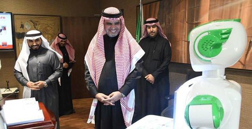 الروبوت "تقني".. أول موظف آلي في وزارة التعليم السعودية
