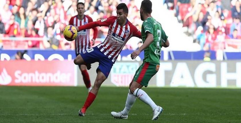 أتلتيكو مدريد يواصل الضغط على برشلونة بثلاثية في مرمى ألافيس