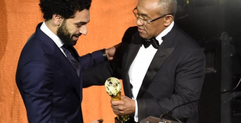محمد صلاح يتوج بجائزة أفضل لاعب في افريقيا لعام 2018 