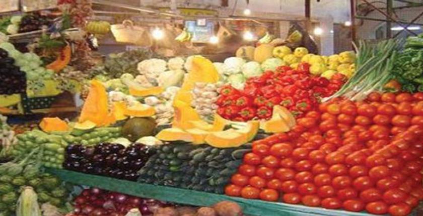 إضراب نقل البضائع يشعل أسعار الخضر والفواكه