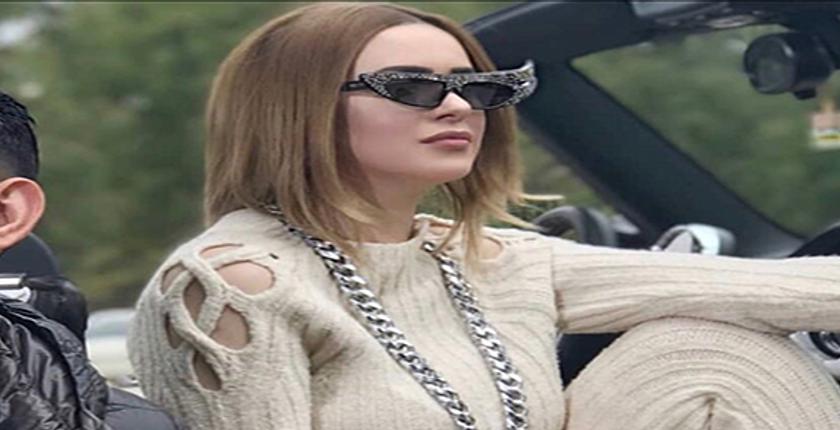 فنانة مغربية تتعرض للإنتقاد بسبب "التحرش"