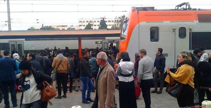 ساكنة عين تاوجطات يشلون حركة القطارت لهذا السبب
