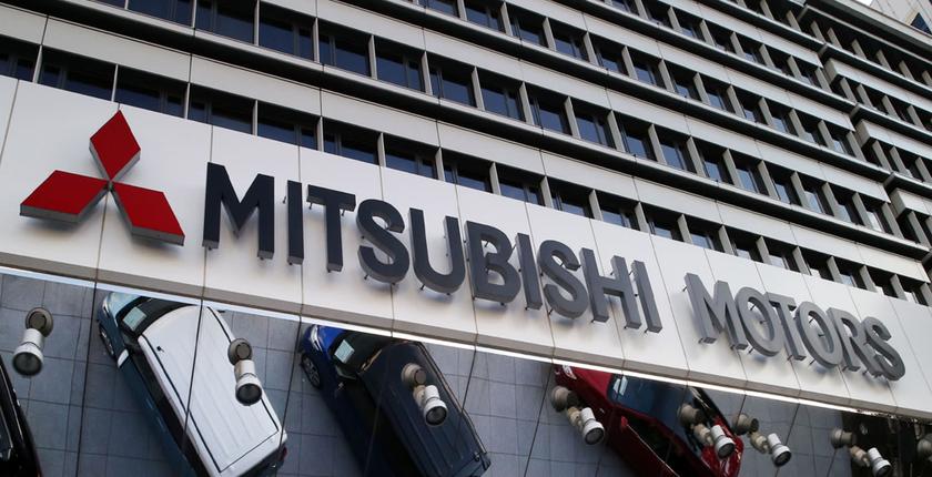 رسميا.. شركة Mitsubishi تقيل كارلوس غصن 