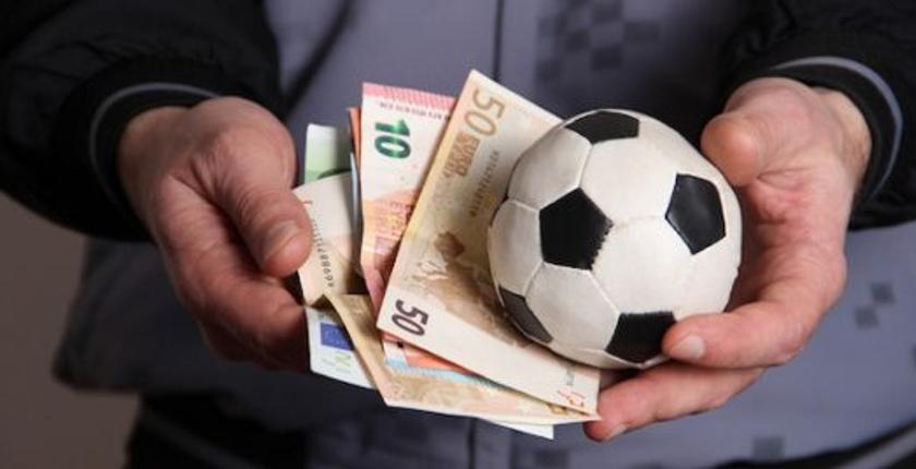 الفيفا يحدث تغييرا جذريا في نظام إعارة اللاعبين