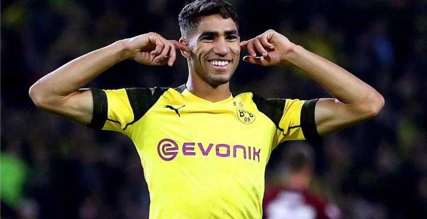بروسيا دورتموند يهنئ أشرف حكيمي بانتصار الأسود