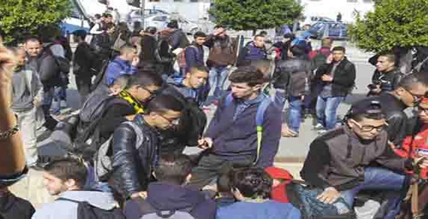 في أوج الاحتجاجات.. تلاميذ برشيد يرفعون  شعار"ارحل في وجه العثماني"