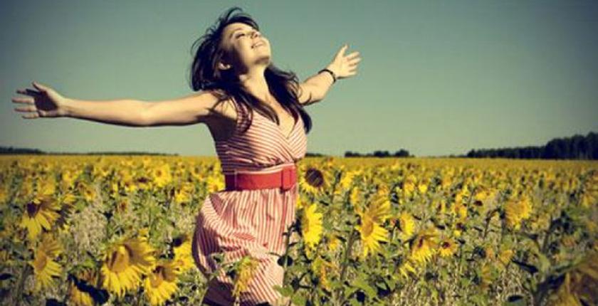 تحقيق الأهداف  يكون عن طريق حب الذات وتقديرها 
