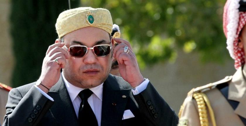 جلالة الملك يعزي أفراد أسرة الفنان المرحوم ميمون الوجدي