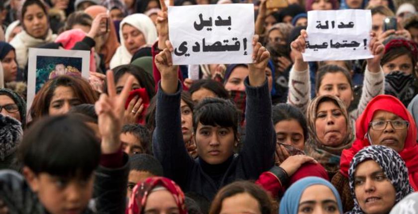 جلسة حوار..أبناء جرادة يستعرضون ملفهم المطلبي أمام المسؤولين