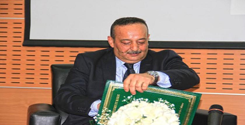 الأعرج يوقف قرار الخلفي بشأن دعم الصحف و المواقع الإلكترونية