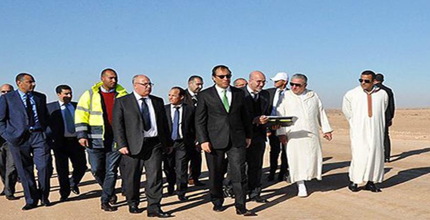 اعمارة يطلع على أشغال الطريق السريع العيون - تزنيت