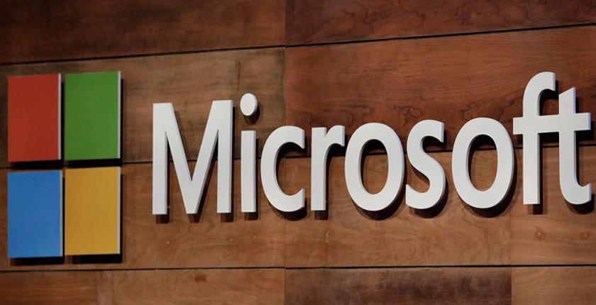 عملاقة التكنولوجيا Microsoft على بعد خطوات من الانضمام  لنادي التريليون دولار
