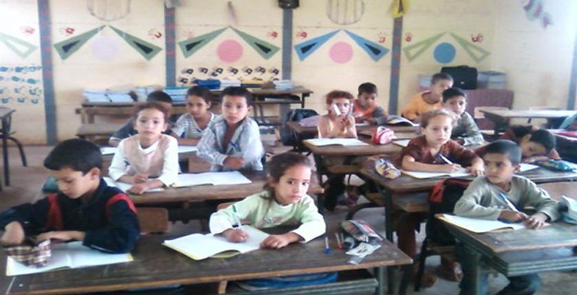 رسميا.. وزارة "أمزازي" تعلن عن التوقيت المدرسي الجديد