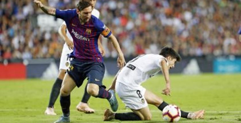 برشلونة يسقط في فخ فالنسيا ويفقد صدارة "الليغا"