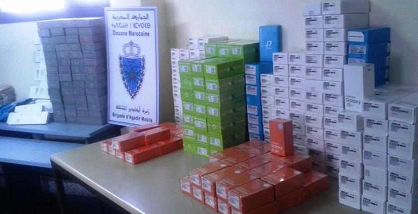 ميناء طنجة.. إحباط تهريب أزيد من 600 هاتفا ذكيا خلال عمليتين منفصلتين