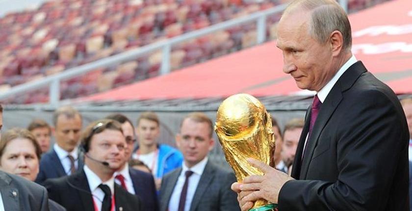 الرئيس الروسي يرشح إسبانيا للتتويج بكأس العالم