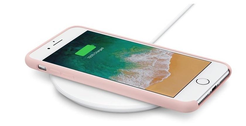 "Apple" تخطط للكشف عن 3 نماذج جديدة لشاحن Iphone