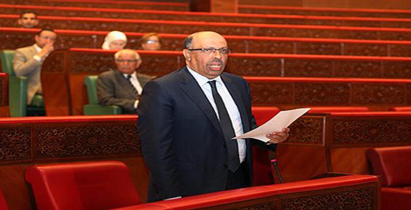 بوطيب يستجيب لأهم مطالب موظفي الجماعات المحلية