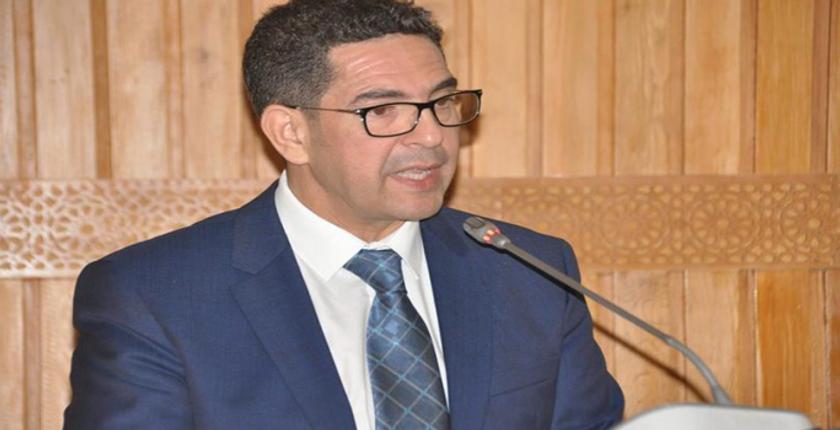 أمزازي يطالب أولياء التلاميذ بمنع أبنائهم من حيازة "الهواتف" يوم امتحانات الباكالوريا