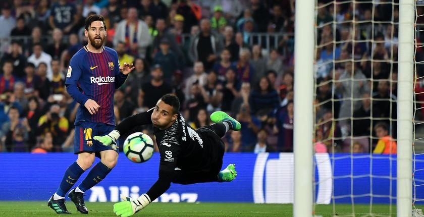 برشلونة يكتسح فياريال بخماسية ويقترب من إنجاز تاريخي بالليغا