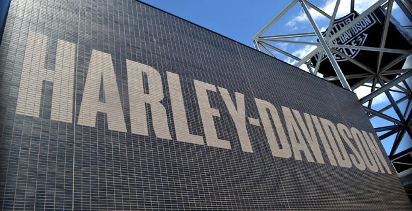 شركة "Harley-Davidson" تنقل جزءا من  إنتاجها خارج أمريكا