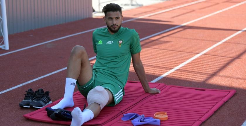 لاعب المنتخب الوطني يوسف أيت بناصر يغادر روسيا