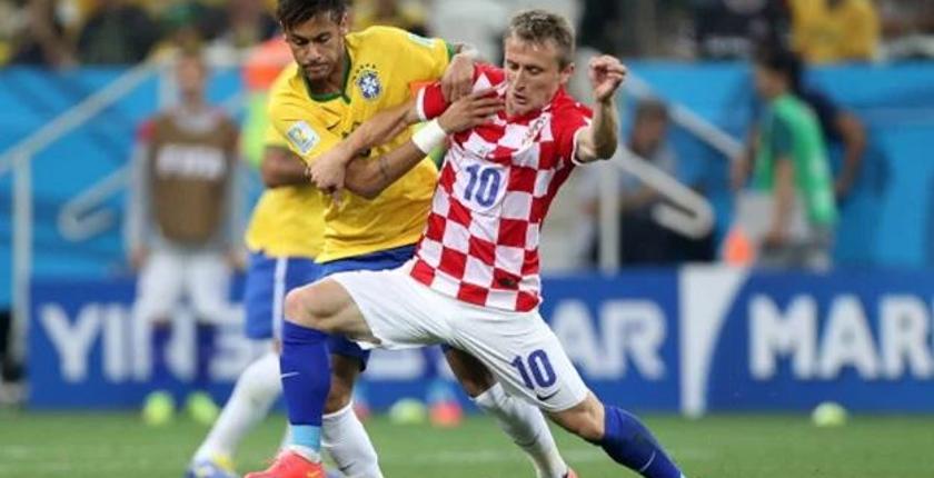 استعدادا لكأس العالم 2018.. البرازيل تخطف كرواتيا بهدفي نيمار وفيرمينو