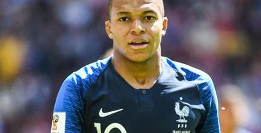 كأس العالم 2018...كيليان مبابي أفضل لاعب في مباراة فرنسا وبيرو 
