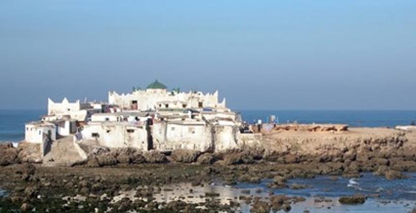 أغرب "معجزات وكرامات" رجال التصوف.. سيدي عبد الرحمان الملقب ب"مول المجمر"